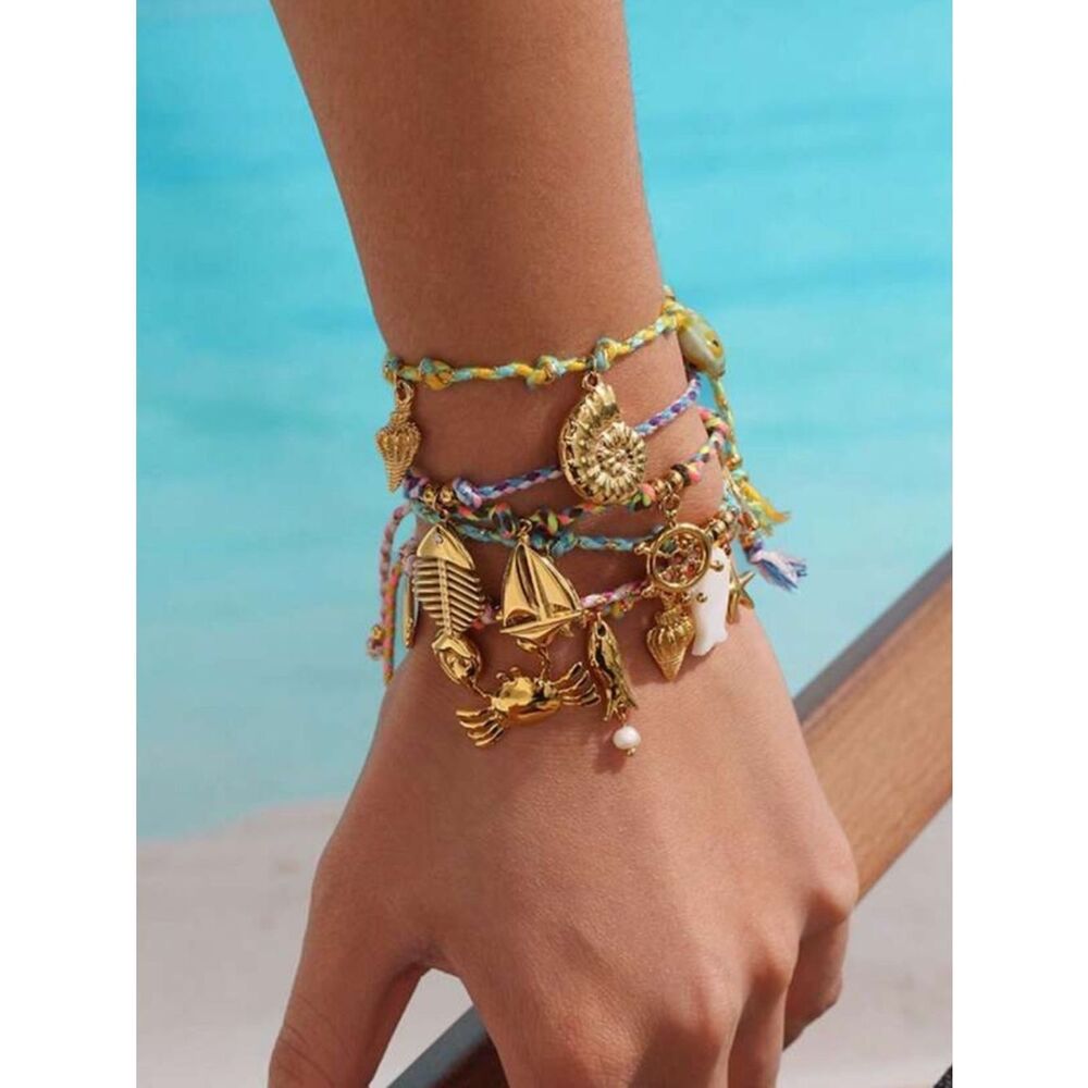 Seashell bracelet #2622